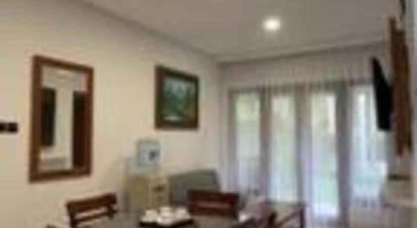 호텔 폰독 레르마제 Pgi 펀칵 외부 사진
